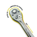 Chave de catraca reversível com encaixe de 1/4" e cabo emborrachado.